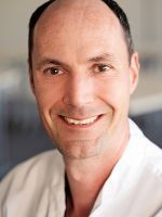 Portraitfoto von Dr med Kai Johanning