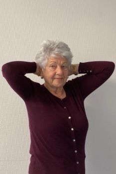 Bild Schulterprothese Patientin nach 4 Monaten